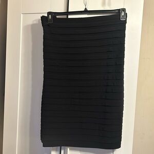 Dress Barn Black Horizontal Pleated Skirt Size 24